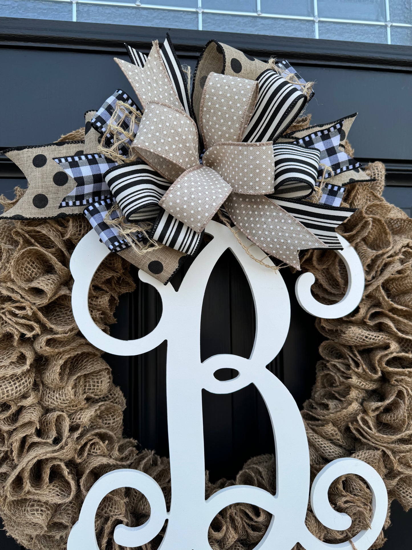 Everyday monogram wreath for front door, year round wreath for double doors, neutral wreath for all seasons, housewarming gifts, plain burlap wreath