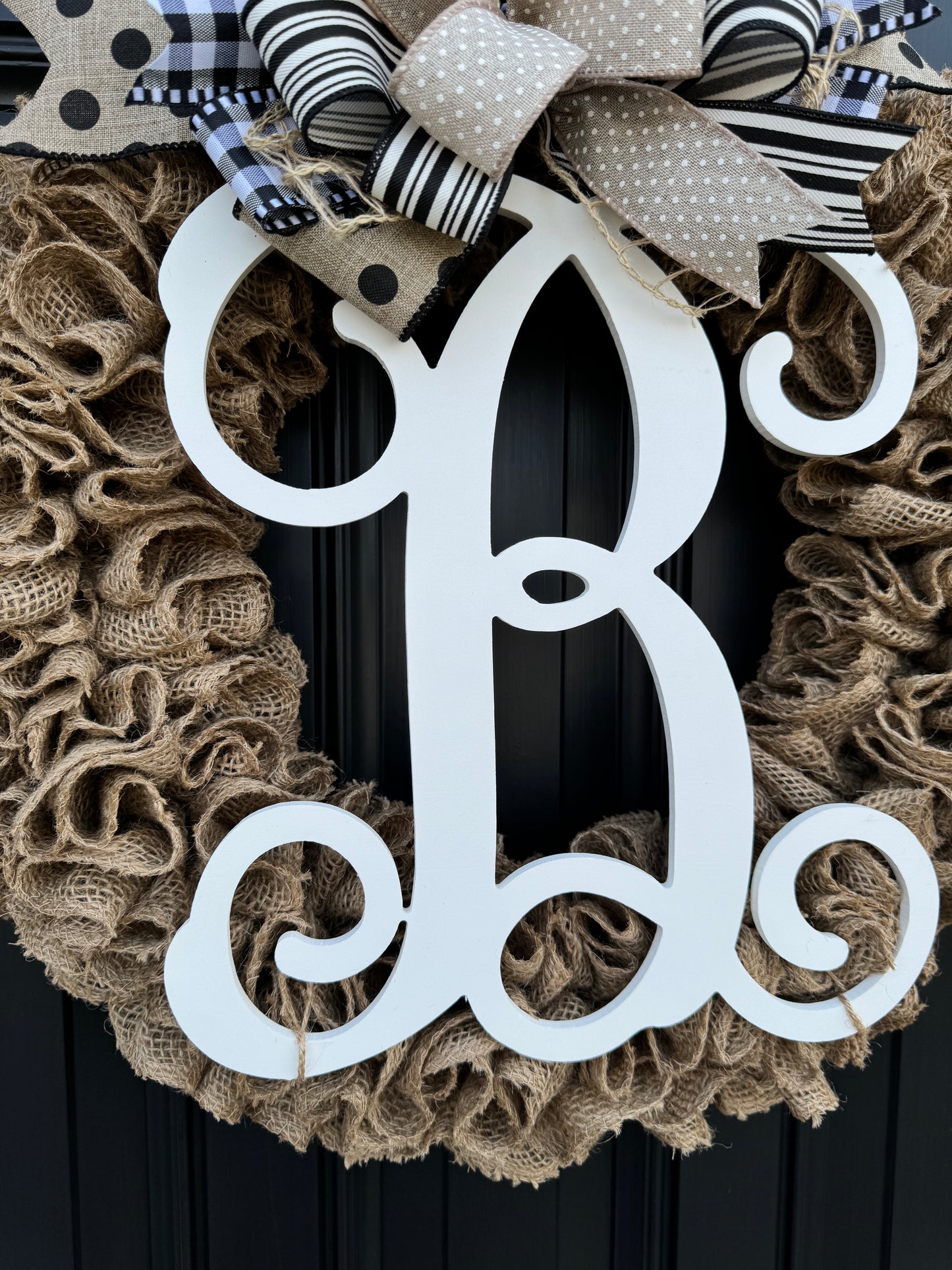 Everyday monogram wreath for front door, year round wreath for double doors, neutral wreath for all seasons, housewarming gifts, plain burlap wreath