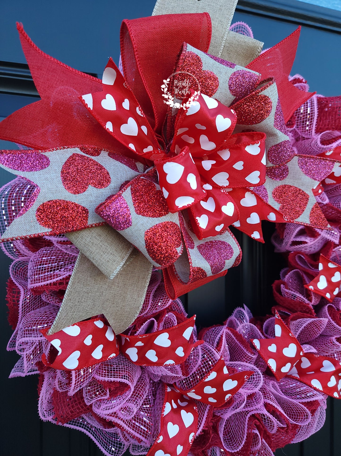 Red valentine's day wreath for front door, pink Valentine's day wreath, red heart wreath for Valentine's day