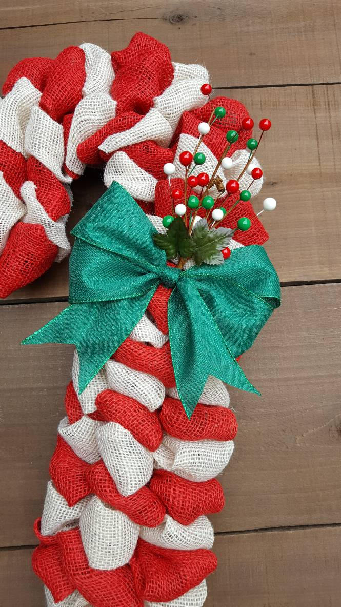 Candy cane wreath burlap candy cane Christmas wreath winter wreath emerald green bow front door wreath berry wreath rustic Christmas wreath