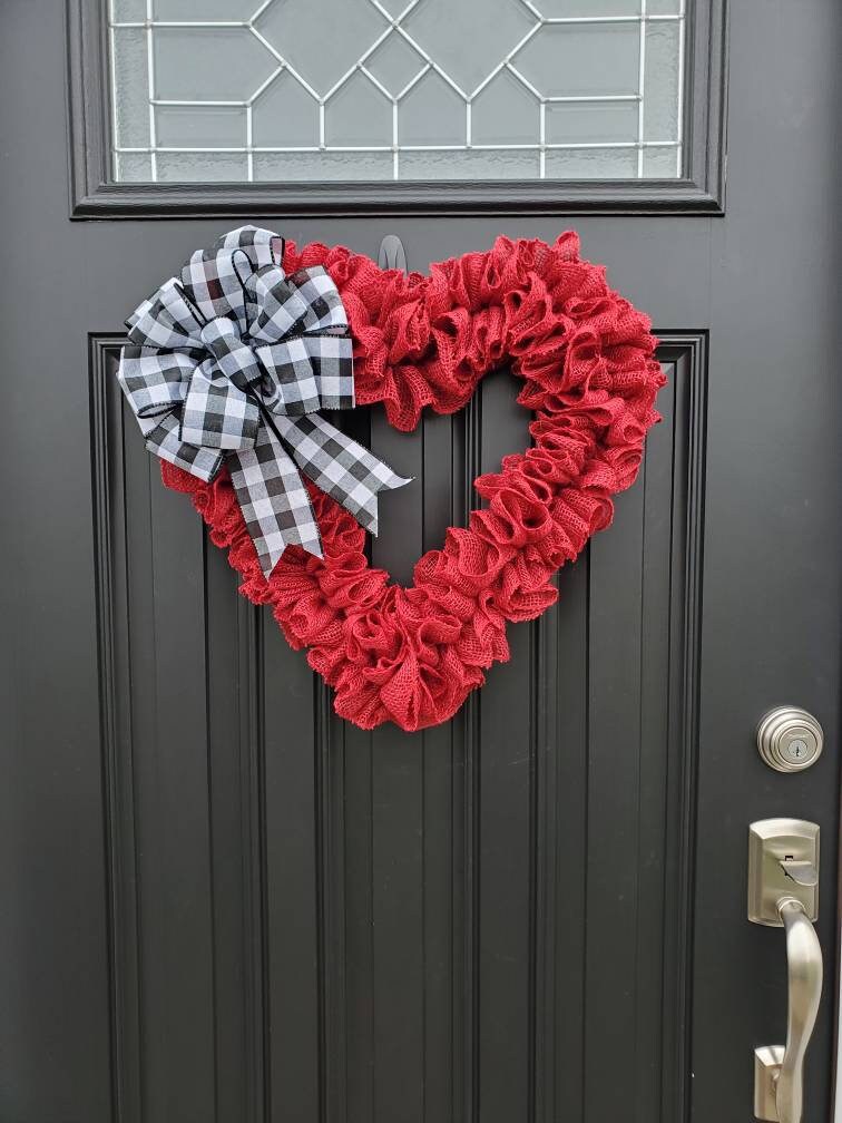 Red heart wreath for Valentine's day wreath for front door, ruffle burlap wreath, heart wreath, crimson red burlap wreath, ruffle wreath