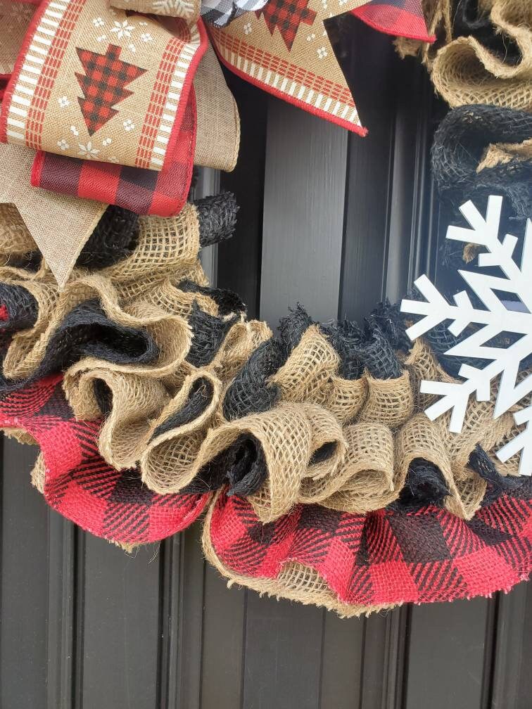 Red rustic buffalo check snowflake Christmas wreath for front door, Winter burlap wreath, rustic Christmas decor