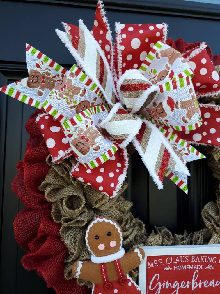 Festive Christmas gingerbread wreath for front door, gingerbread decor, Christmas burlap wreath, red Christmas wreath