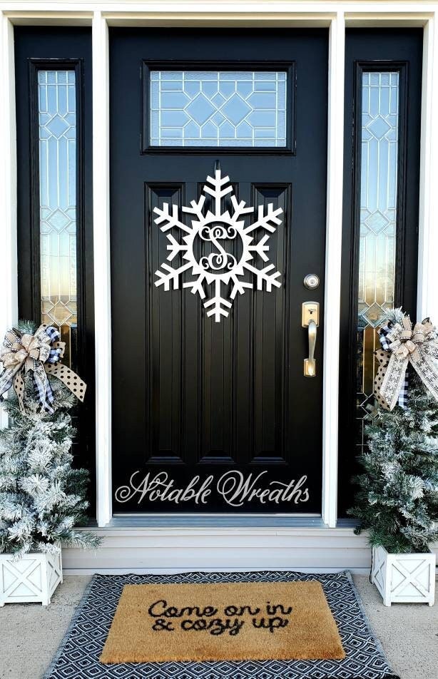 Personalized winter snowflake monogram door hanger, weatherproof white PVC door hanger, Winter door hanger, housewarming gifts, realtor gift