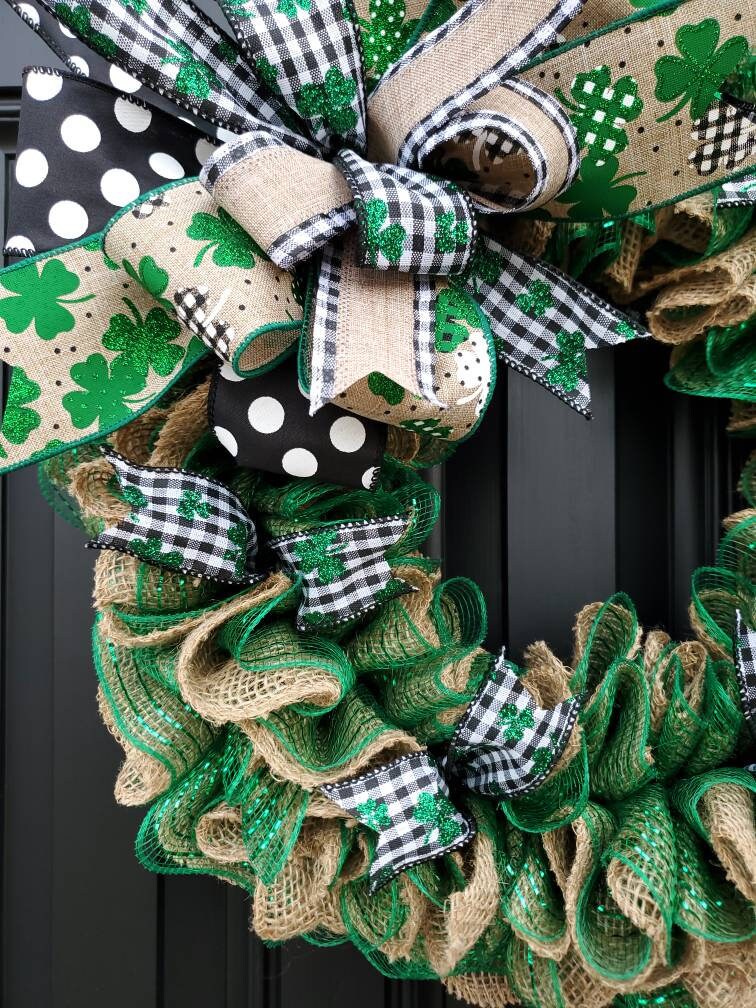 St. Patrick's day burlap wreath, green burlap wreath, burlap ruffle wreath, St. Patrick's day wreath for front door