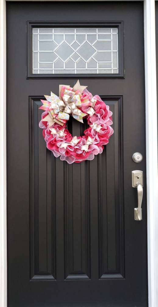 Easter wreath for front door, Spring burlap wreath, bunny wreath, pink Easter wreath