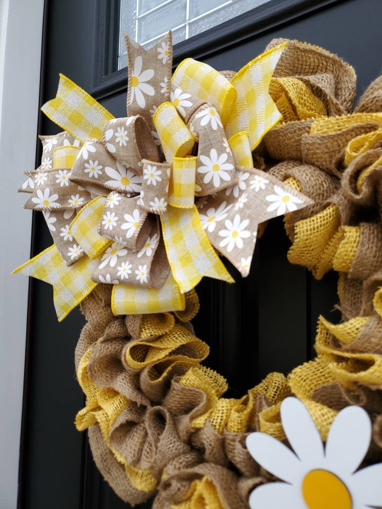 Yellow Spring daisy wreath for front door, Spring burlap wreath with daisies, double door wreath, yellow Spring wreath, daisy decor