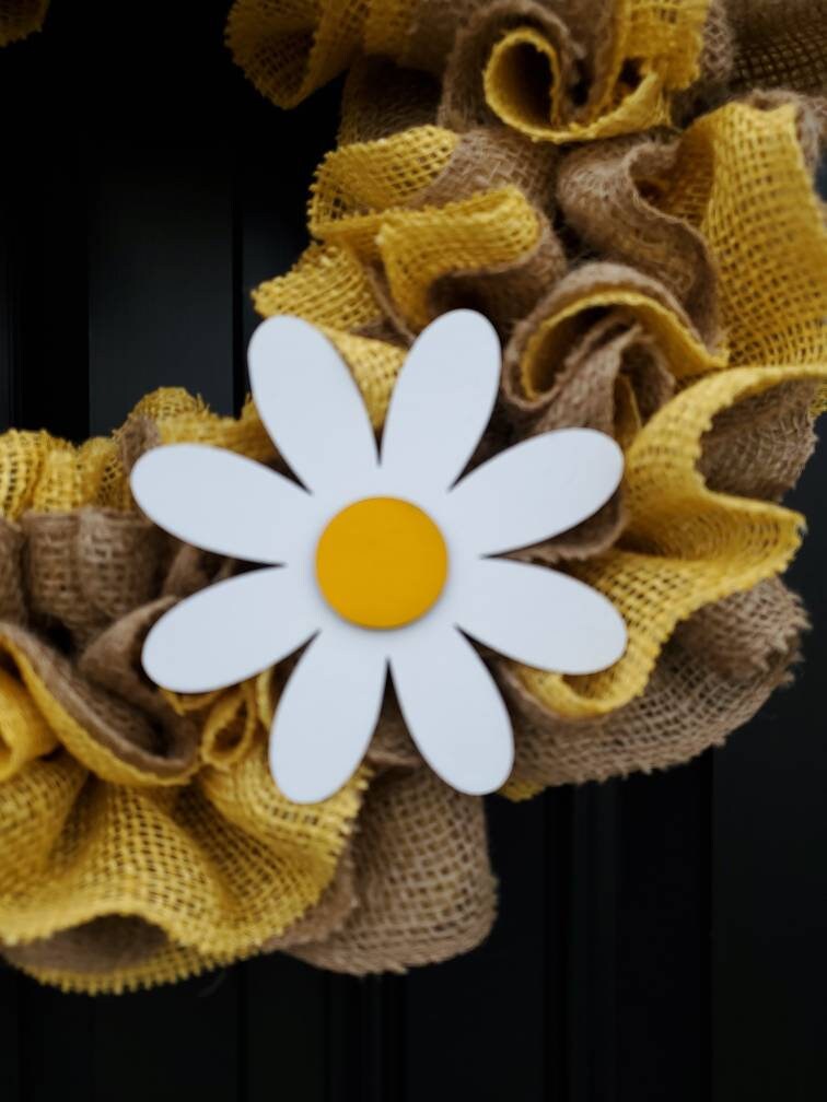 Yellow Spring daisy wreath for front door, Spring burlap wreath with daisies, double door wreath, yellow Spring wreath, daisy decor